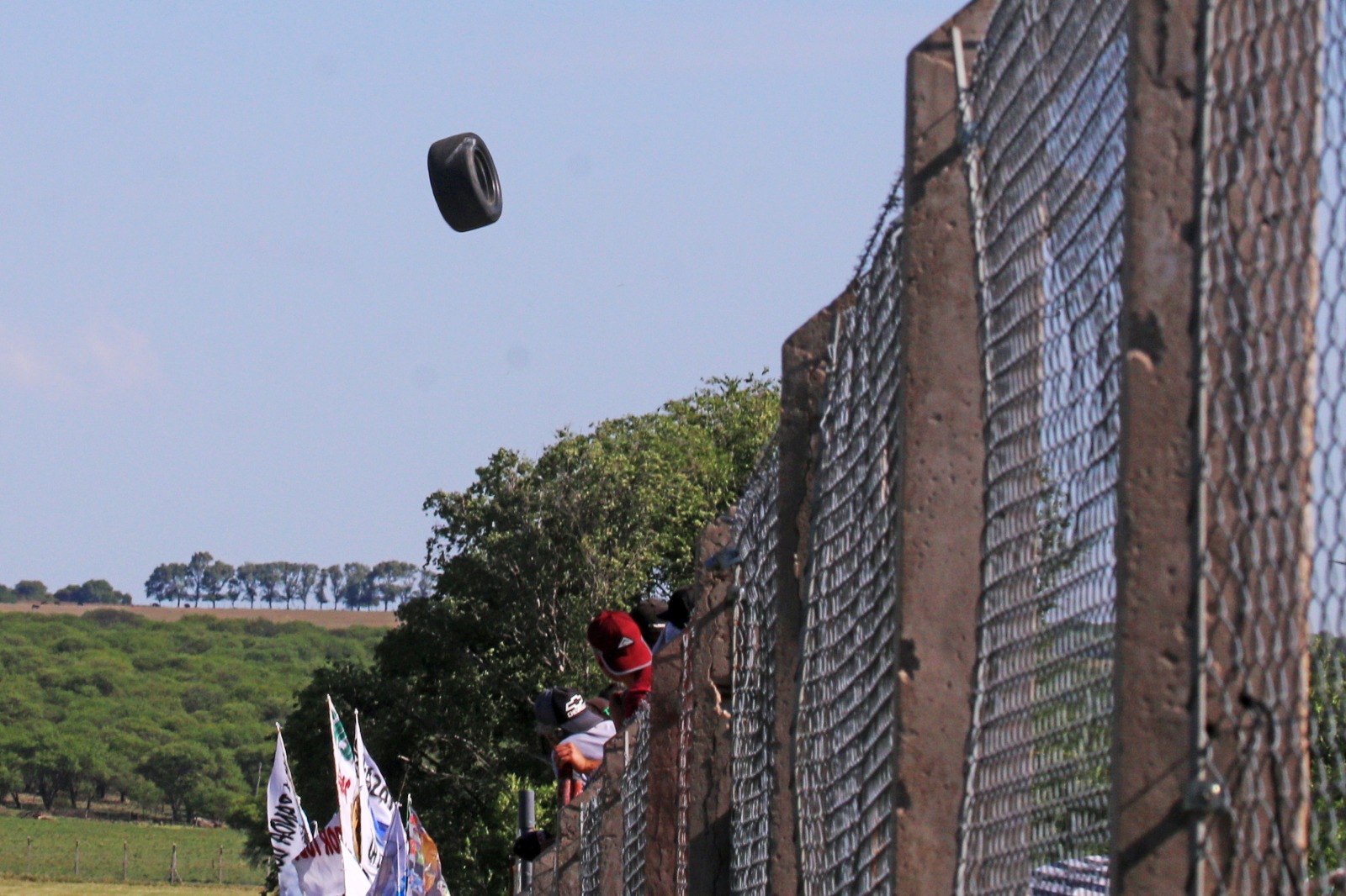 ¡De no creer! Londero sufrió un despiste en la clasificación del TC tras perder un neumático: WhatsApp Image 2023-11-11 at 18.44.28.jpeg